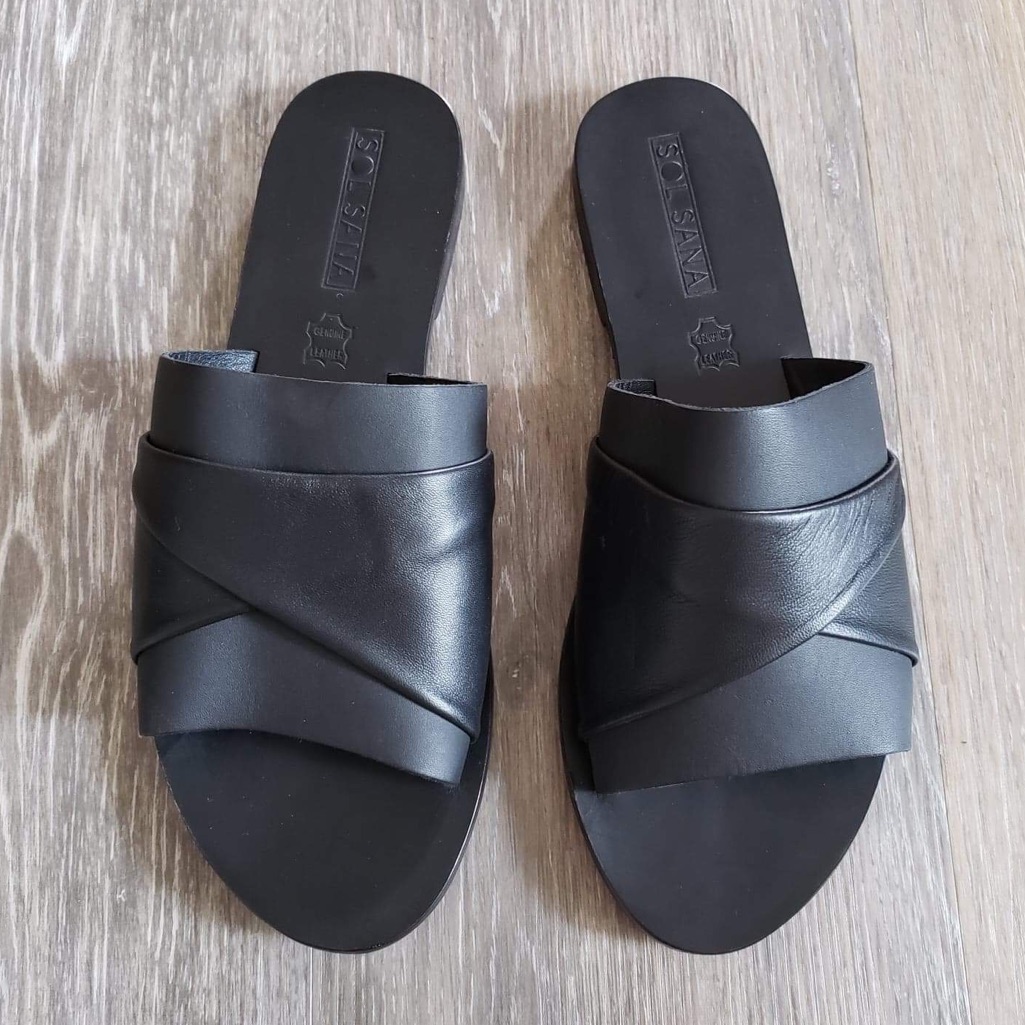 Twisted Strap Slides.